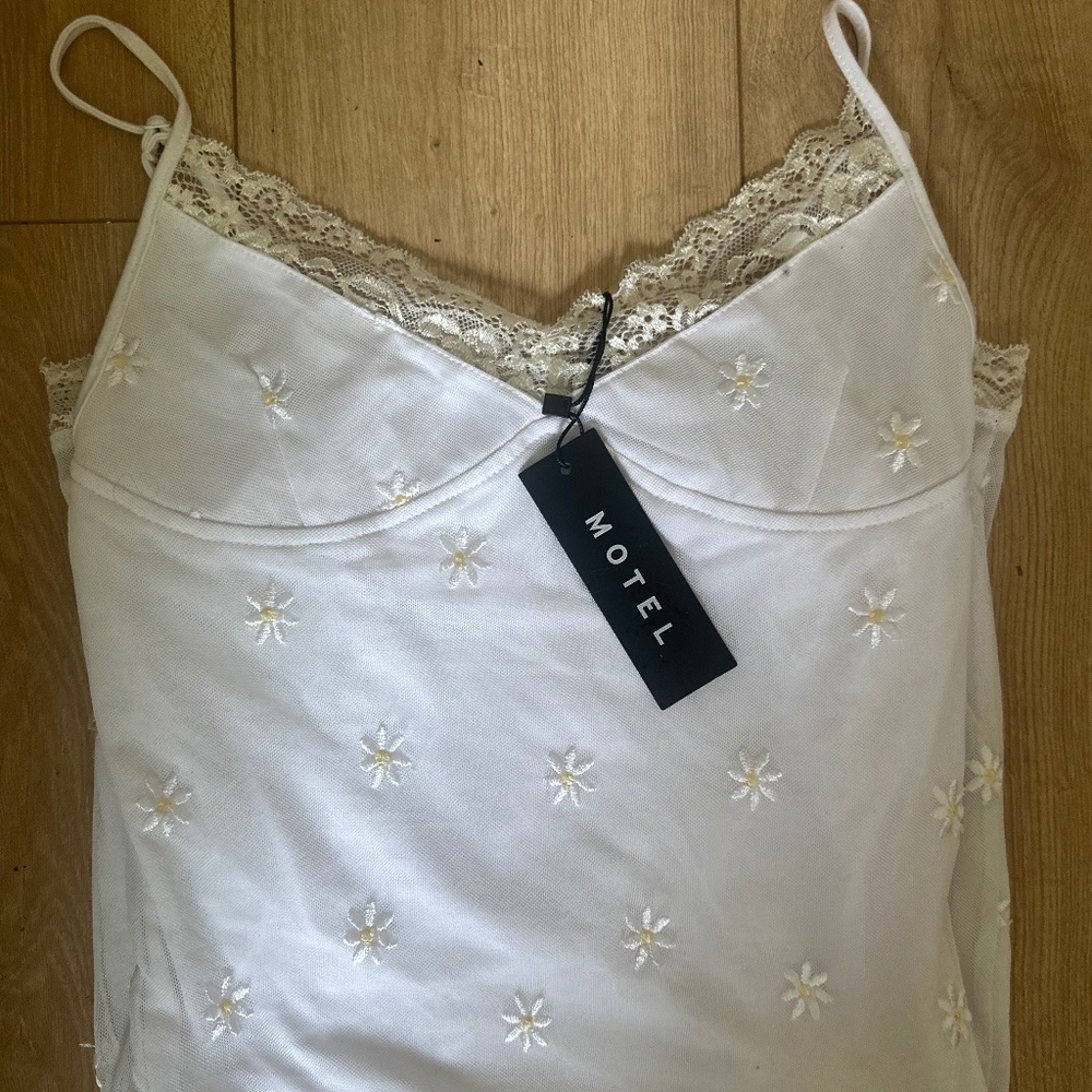 NWT Motel Rocks Lace Trim Daisy Slip Dress – Size S